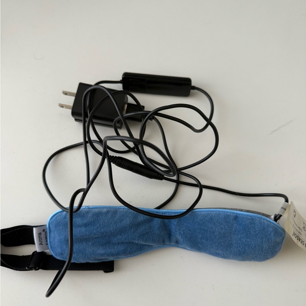 Blue Heated Eye Mask with Remote - Picture 2 of 2